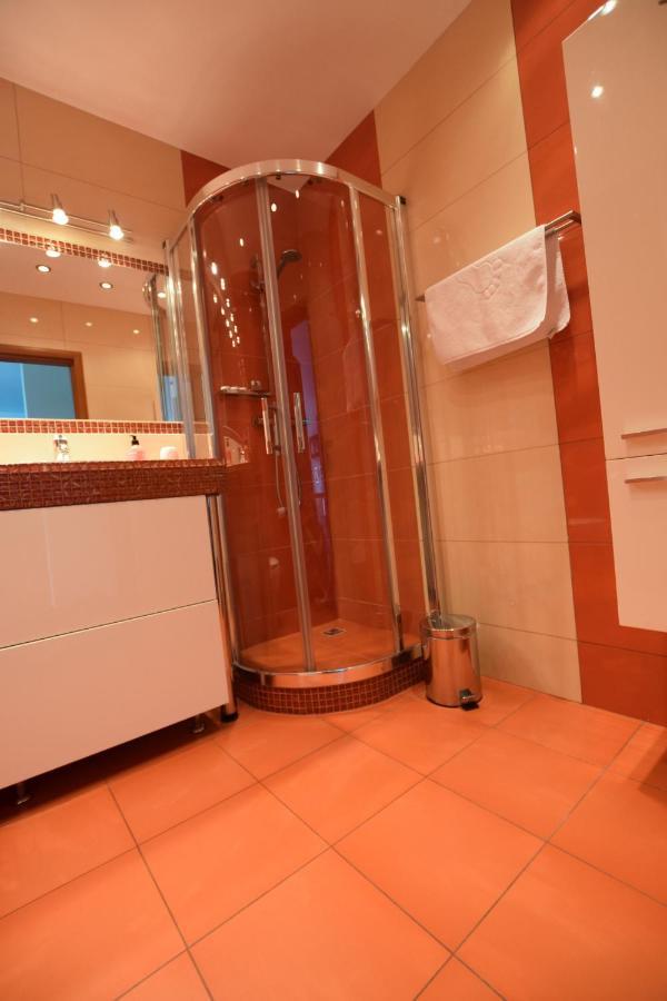 Elegant Apartment Arkadia Varsó Kültér fotó